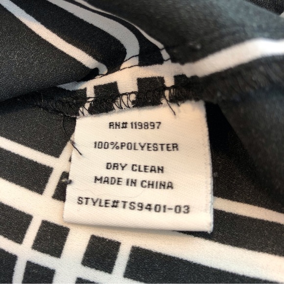 Collective Concepts Black White Plaid Pop Over Top - Picture 11 of 16